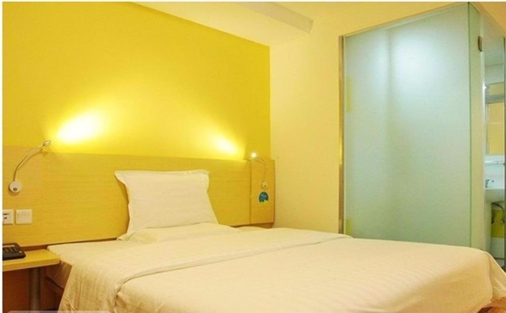 Отель 7 Days Inn Beijing Huairou в Пекине