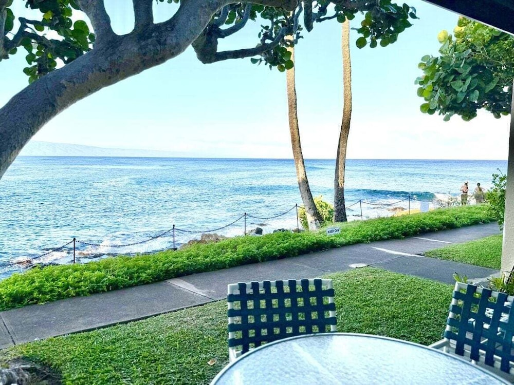 Napili Point Oceanfront Pacific Views - Unit A11 1 Bedroom Condo
