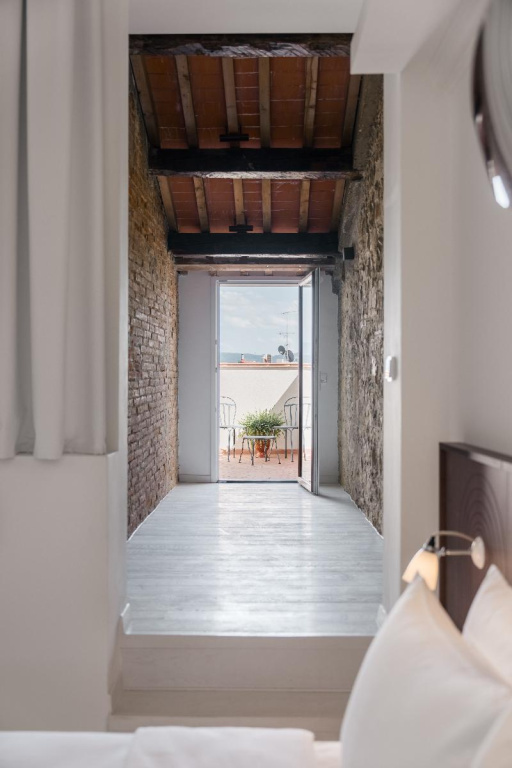 Loft Double room (full double bed)