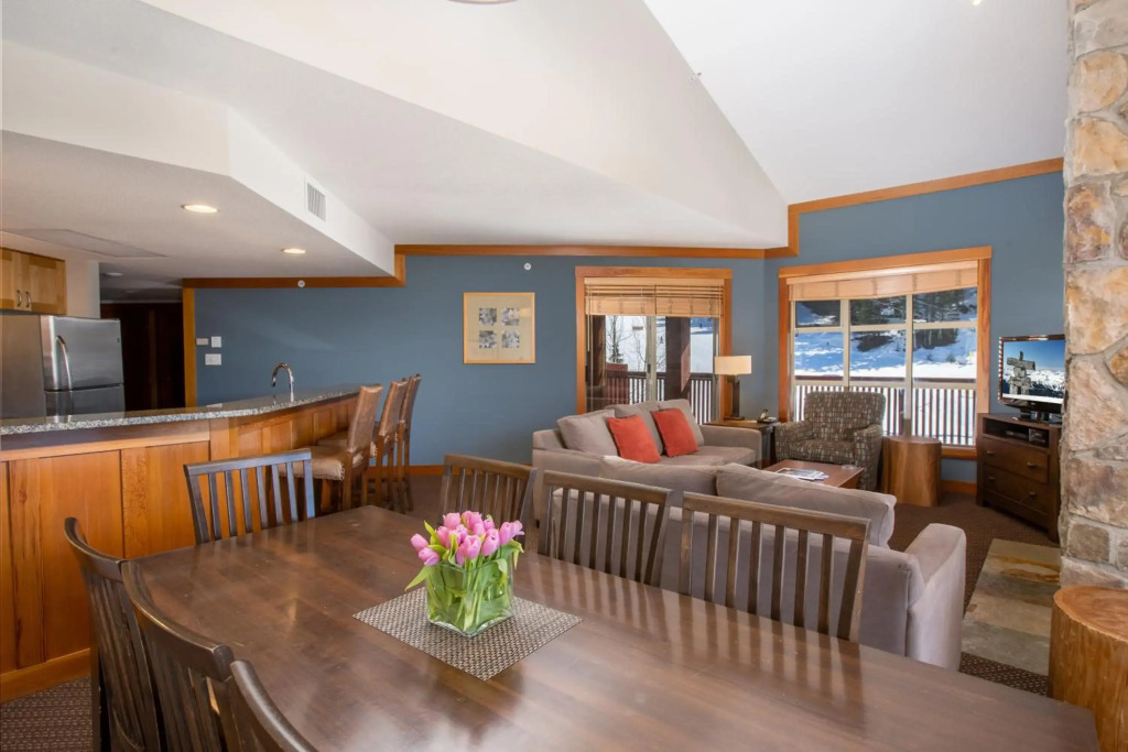 Legends Whistler - фото 25