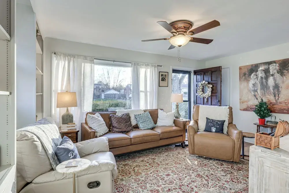 Lovely Lexington Home: 4 Mi to Downtown! — фото