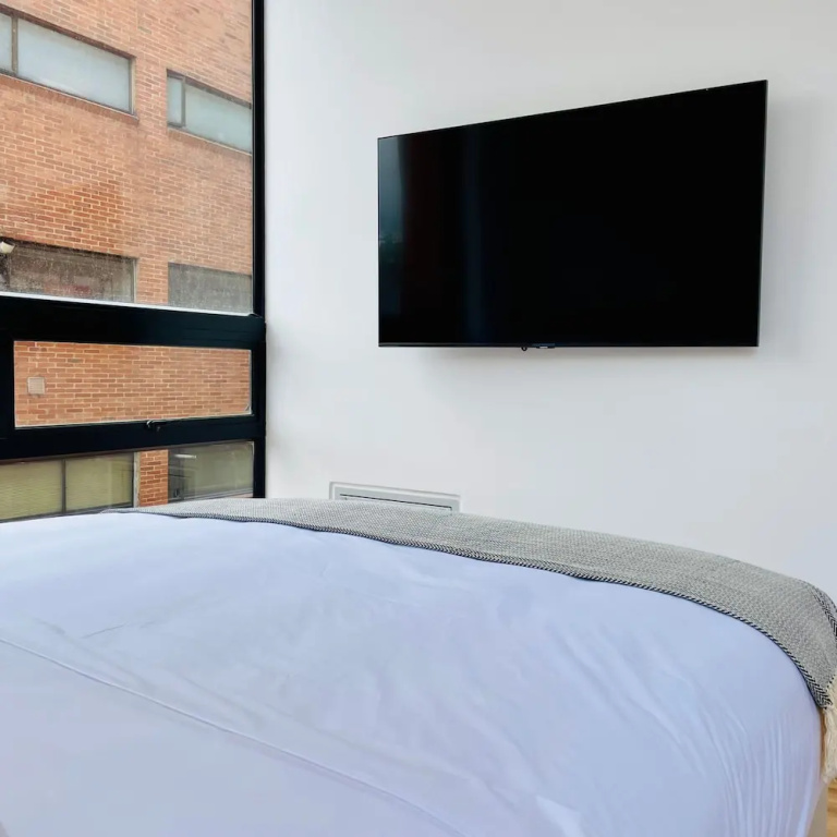 w Magnificent Loft With Perfect View