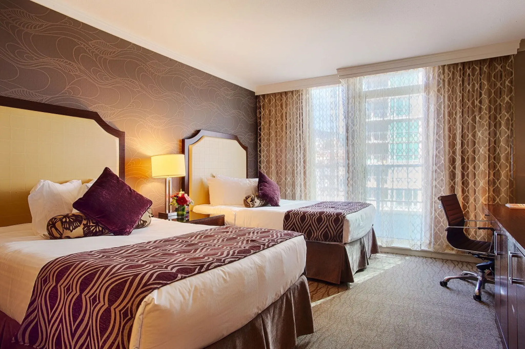 Pinnacle Hotel at the Pier - фото 38