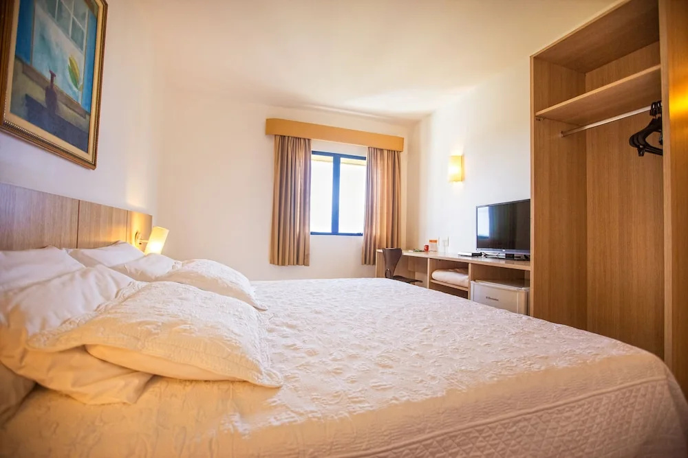 Hotel Campo Largo Express - Chambres