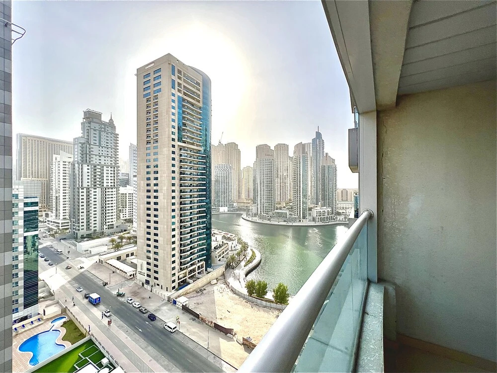 SuperHost - Dazzling Marina Views From This Diamond Apartment
