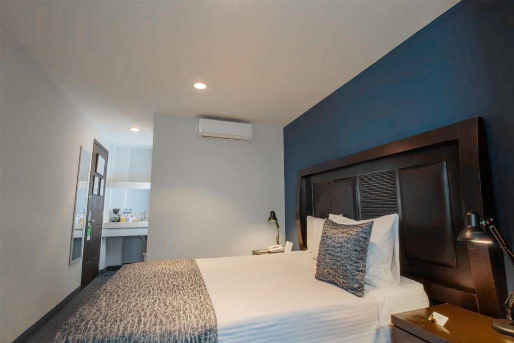 Hotel photo 32