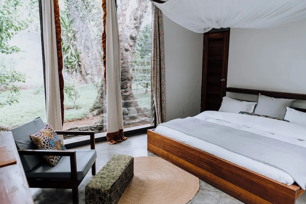 Comfort room