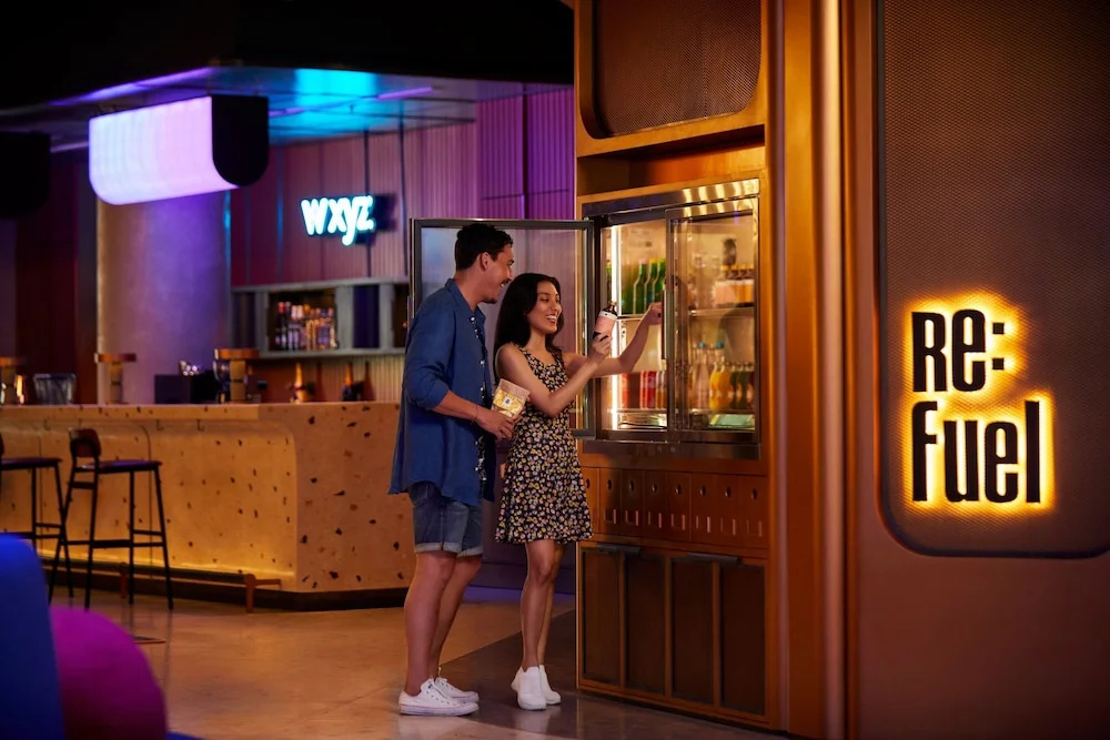 Lobby & Reception