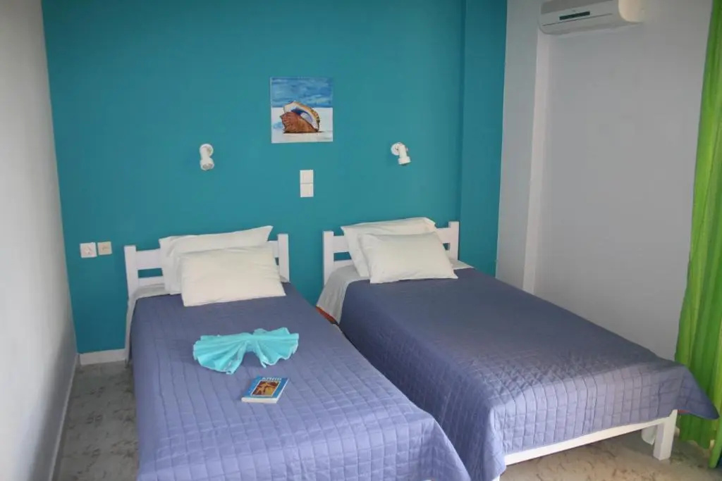 Economy room