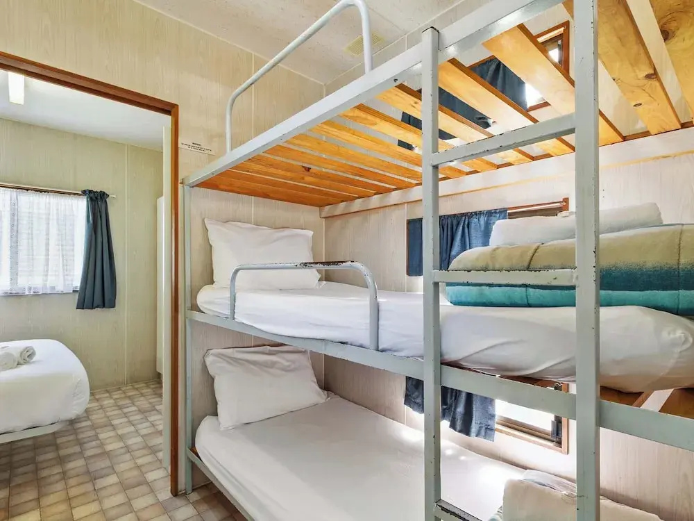 Waters Edge Holiday Park - Chambres