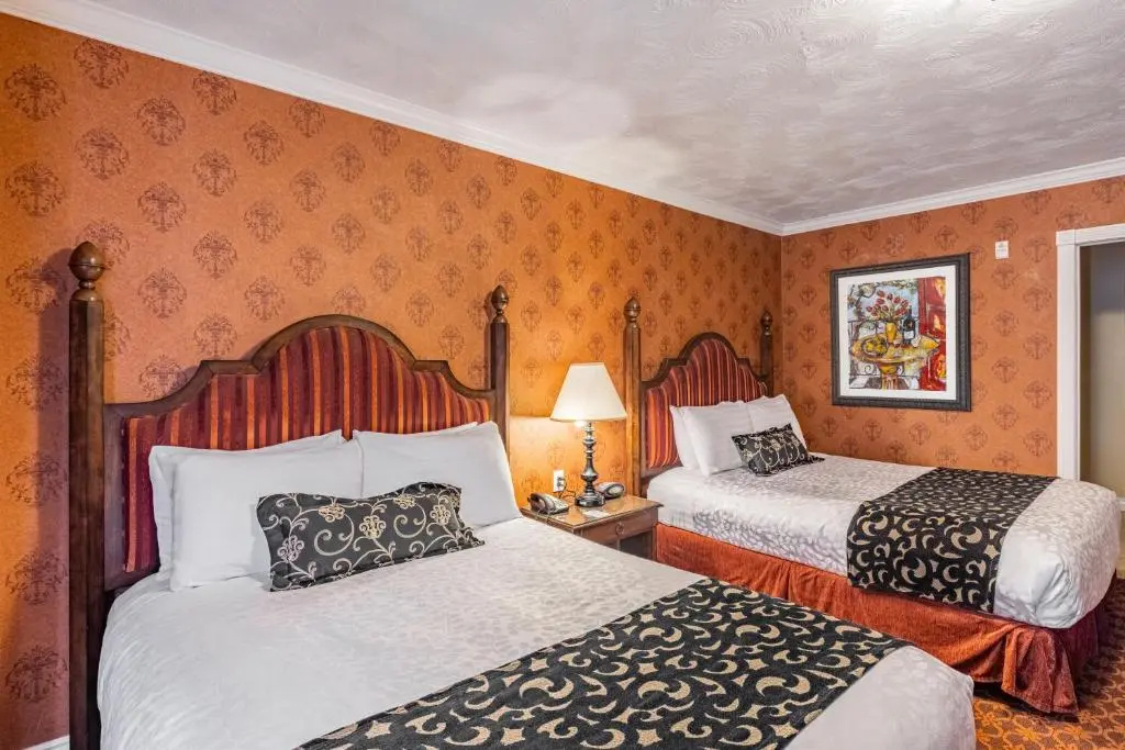 Deluxe Quadruple room