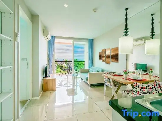 Двухместный номер Deluxe с видом на город (двуспальная кровать) в Atlantis Condo Resort Jomtien TLH
