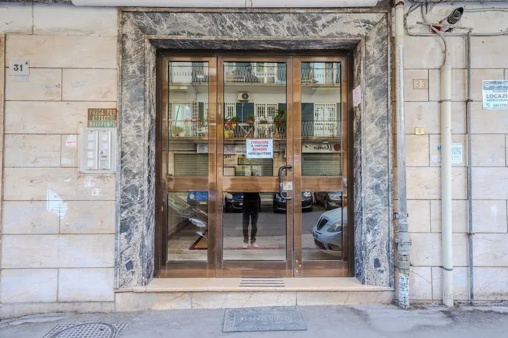 MARINELLI HOUSE - Song Parthenope