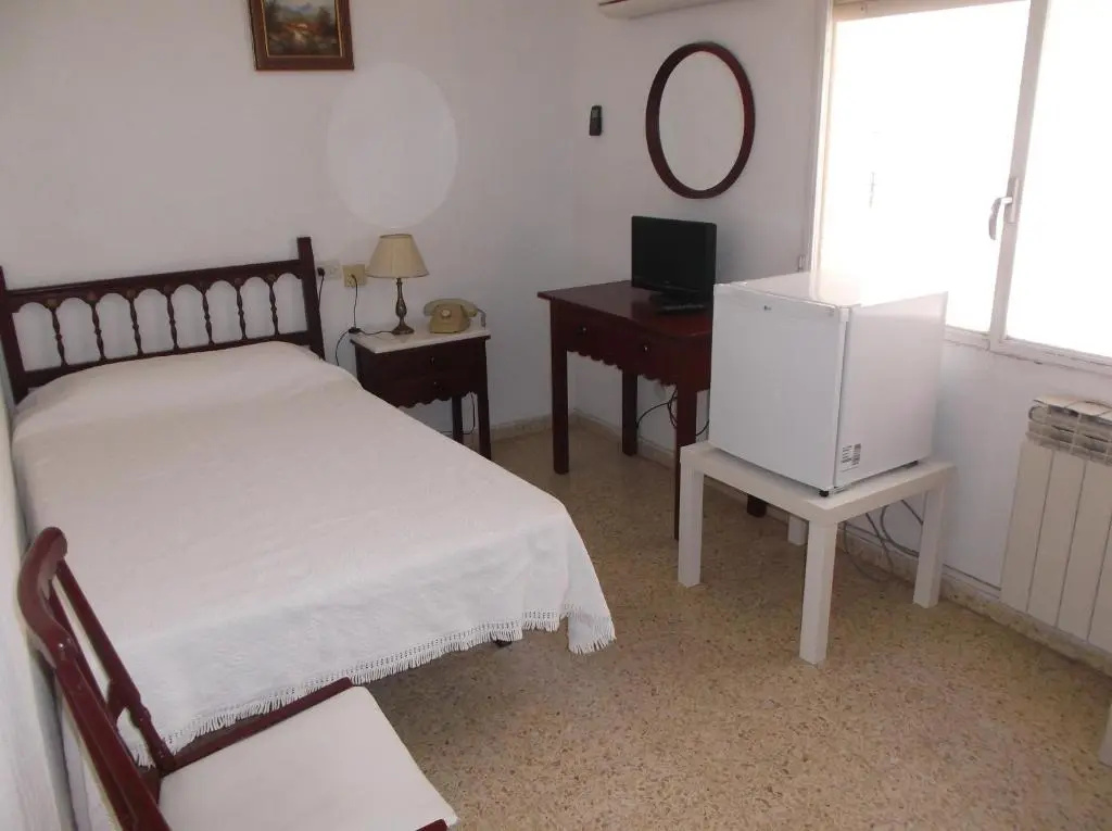Economy room