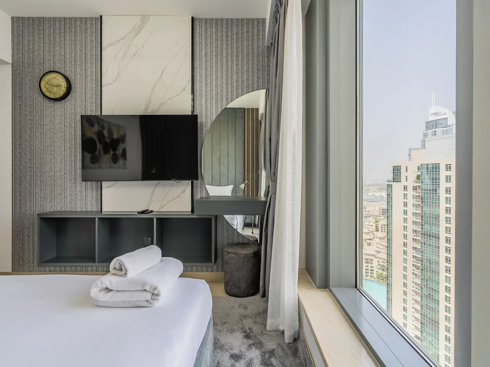 Luxury Condo With Burj Khalifa
