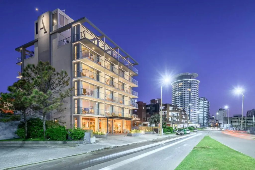 Ambar Hotel