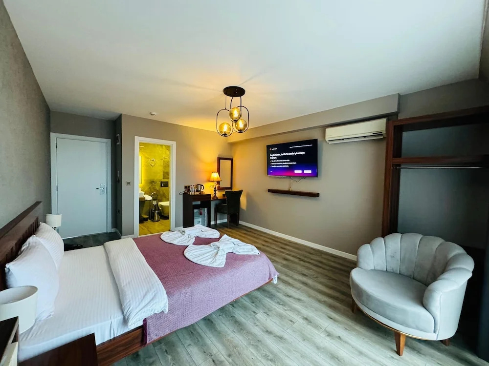 Superior room with balcony and with sea view