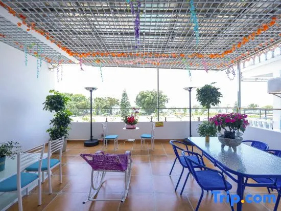 Shanhai Xuan Seaview Homestay (Shenzhen Guanhu Beach Branch)