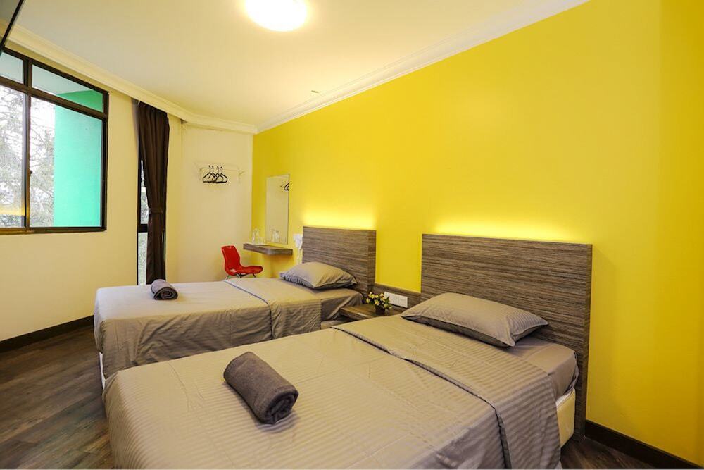 Parkland Hotel