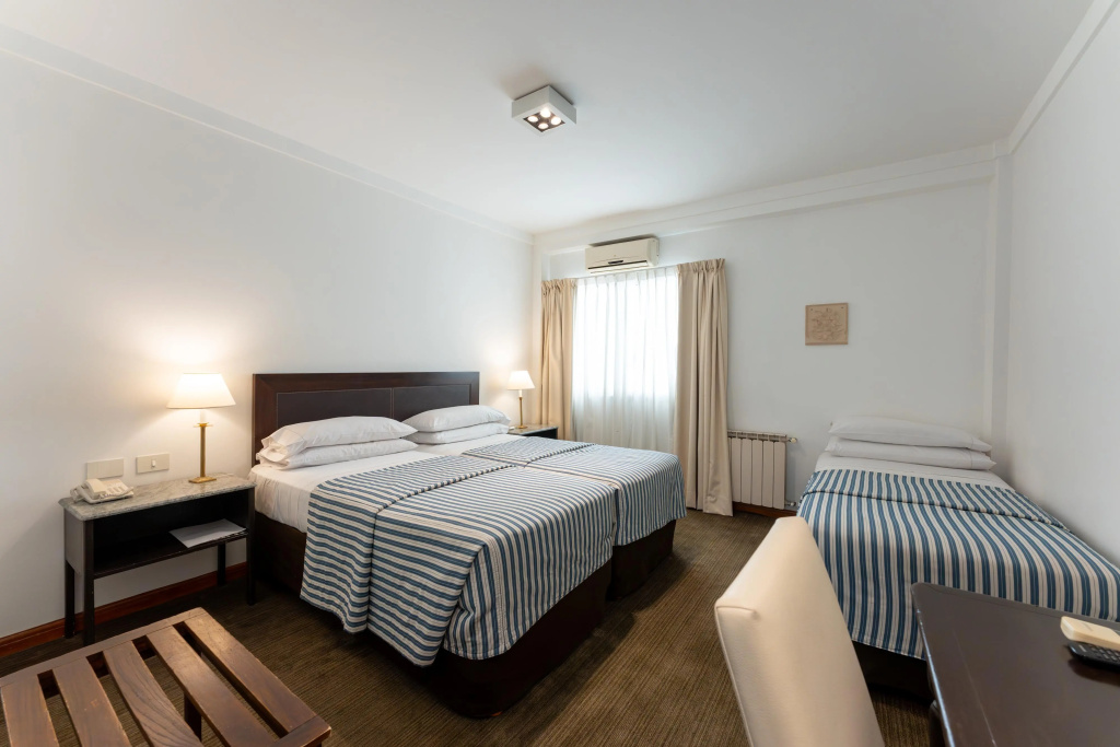 Hotel Tolosa — 2