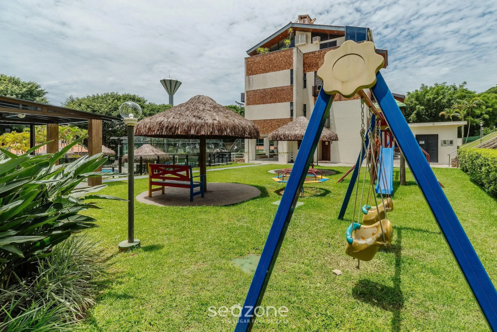Apto a 300m da encantadora Praia Brava CCU203