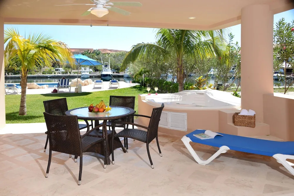 Porto Bello Gran Marina by GuruHotel - Général