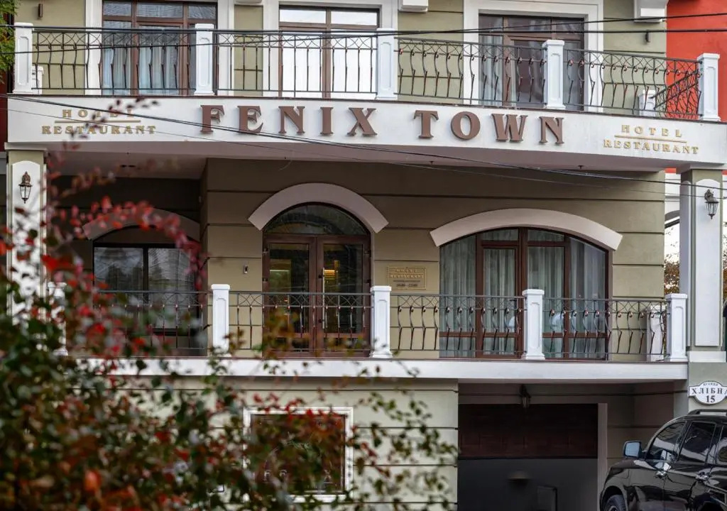 Fenix Town