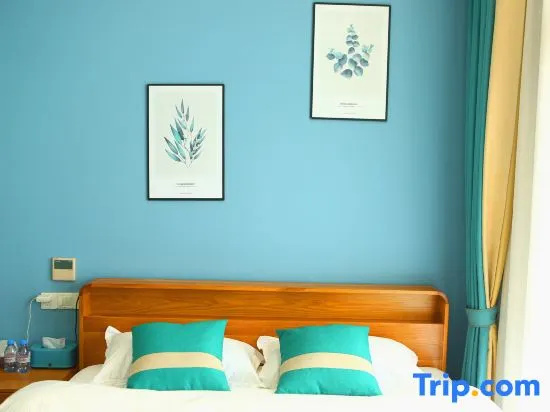 Standard Double room with river view (full double bed)