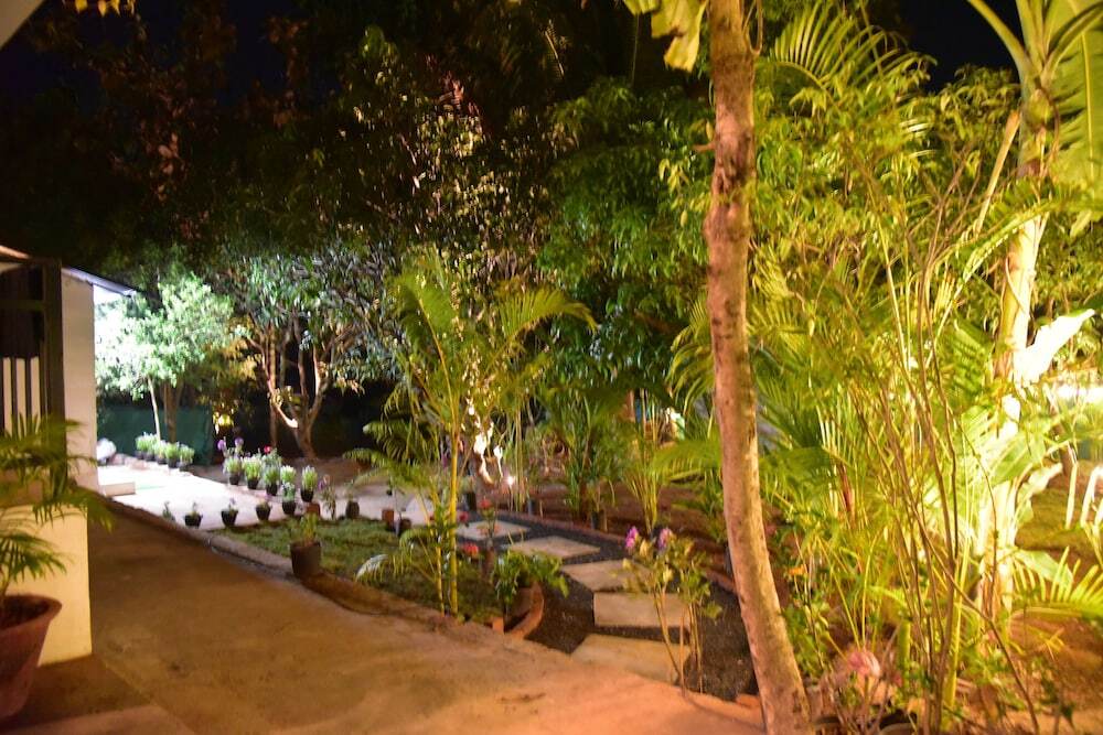 Aaria Hills
