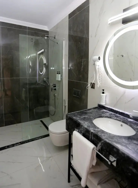Superior room with city view
