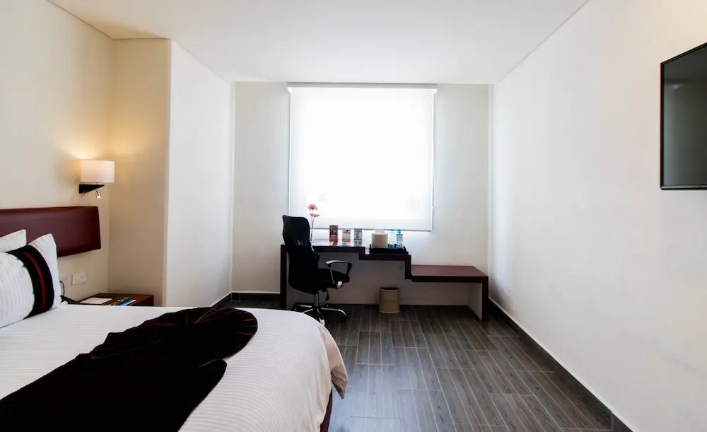 Двухместный номер Preferential двуспальная кровать в Hotel Misión Puebla Angelopolis