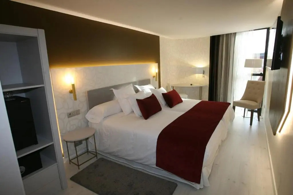 Hotel Cardenal - Chambres