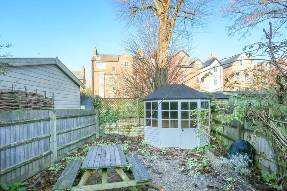 The Richmond Retreat - Beautiful & Central 9bdr Victorian Homes