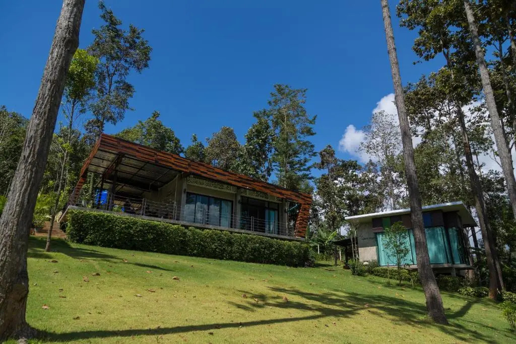 標準四人房，雙人床