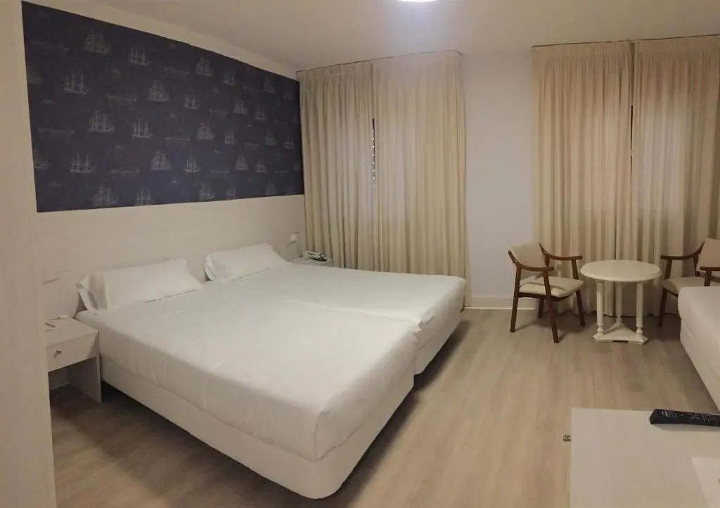 Hostal Vista Alegre - Chambres