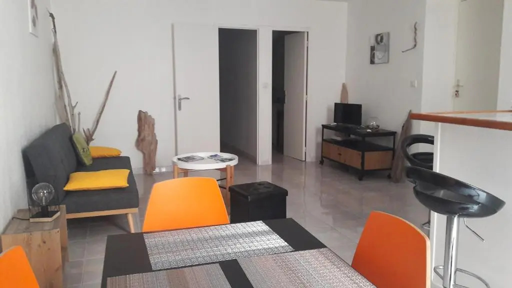 Voir la photo 1 — Cosy comme à la maison ambiance coquillage et bois flotté