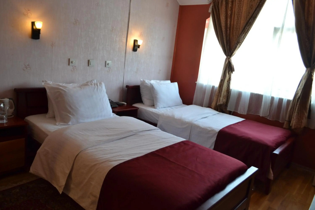 Super 8 Hotel