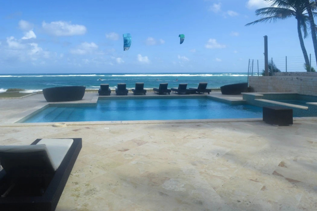 Watermark Luxury Oceanfront All Suite Hotel by null