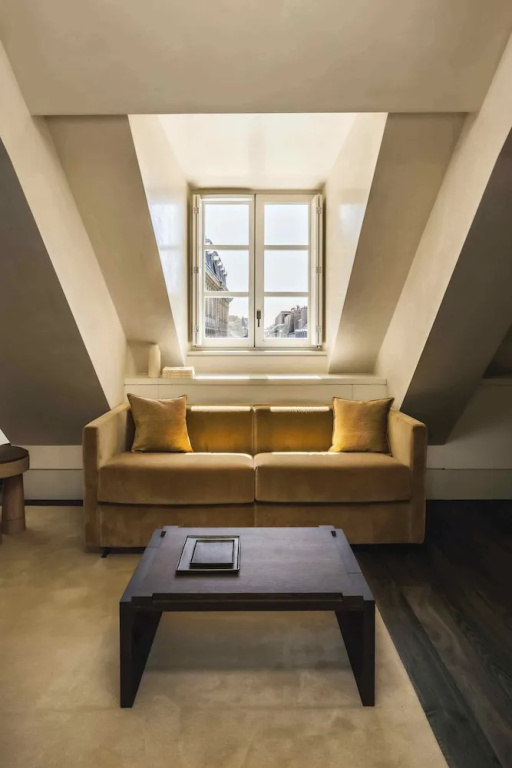 Mondovi Luxury Suites 32