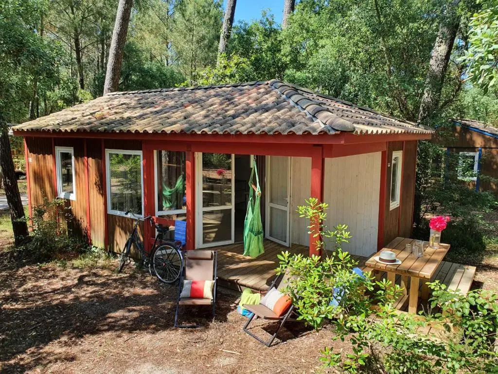 Standard Chalet