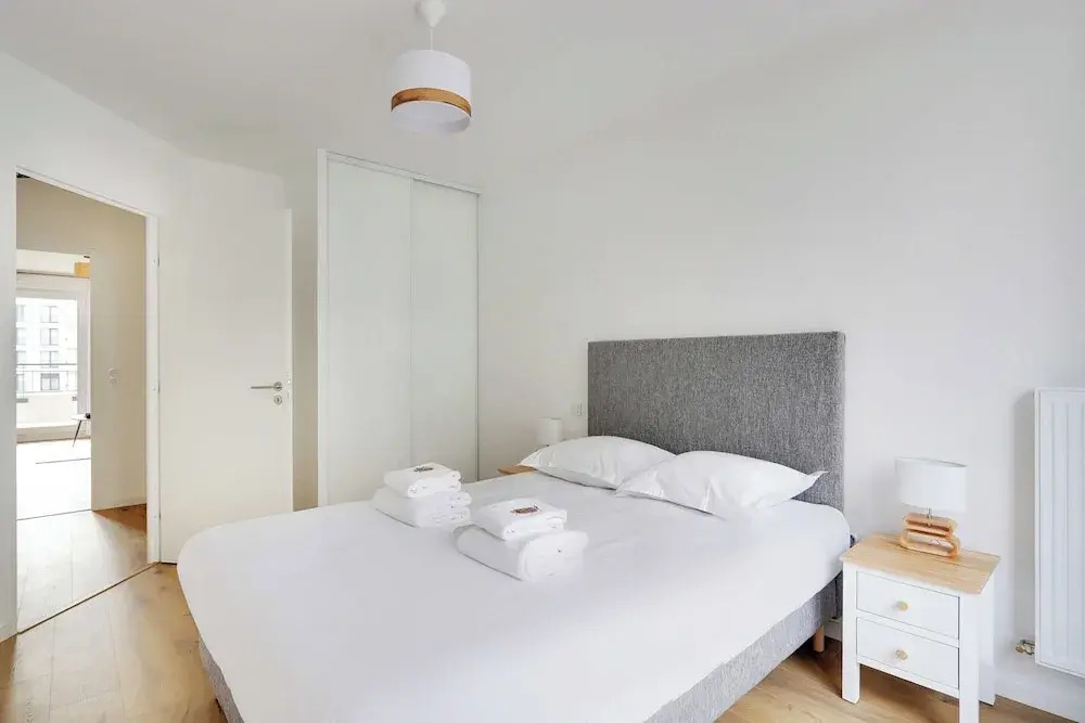 Modern Apartment - 2br/4p - Saint-ouen sur Seine — фото