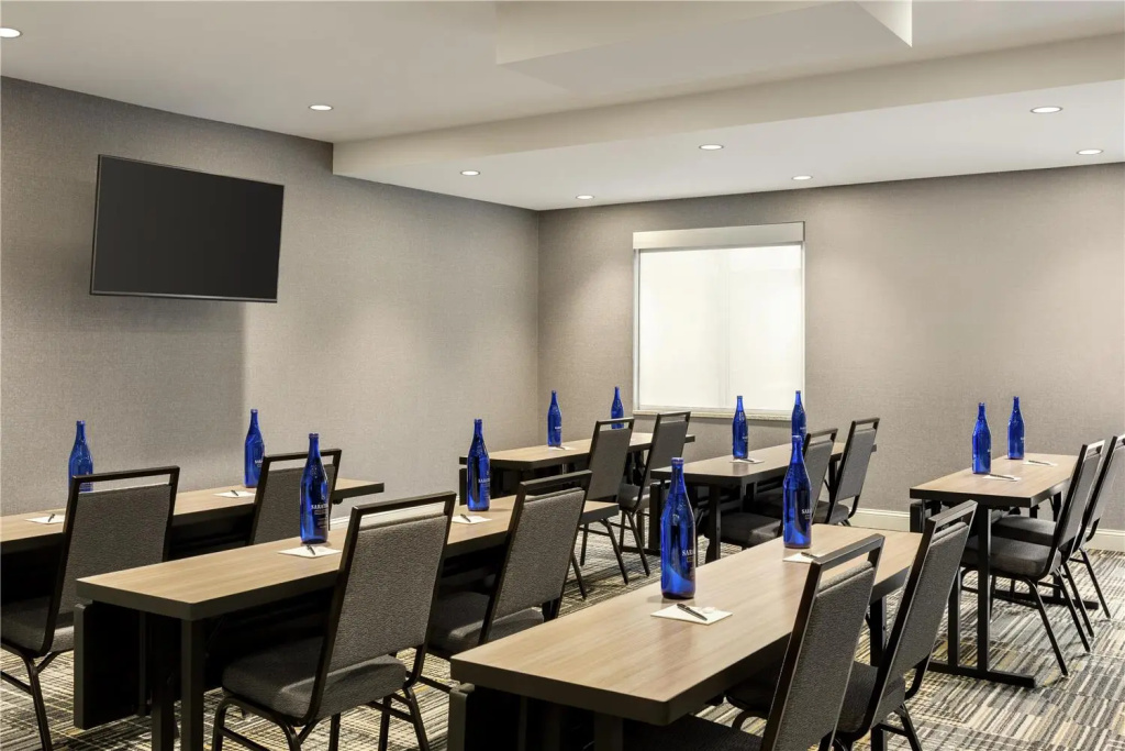 Homewood Suites by Hilton Burlington - Général
