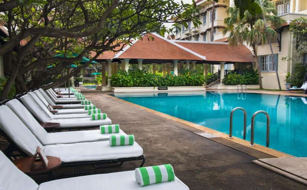 Raffles Hotel Le Royal - 4