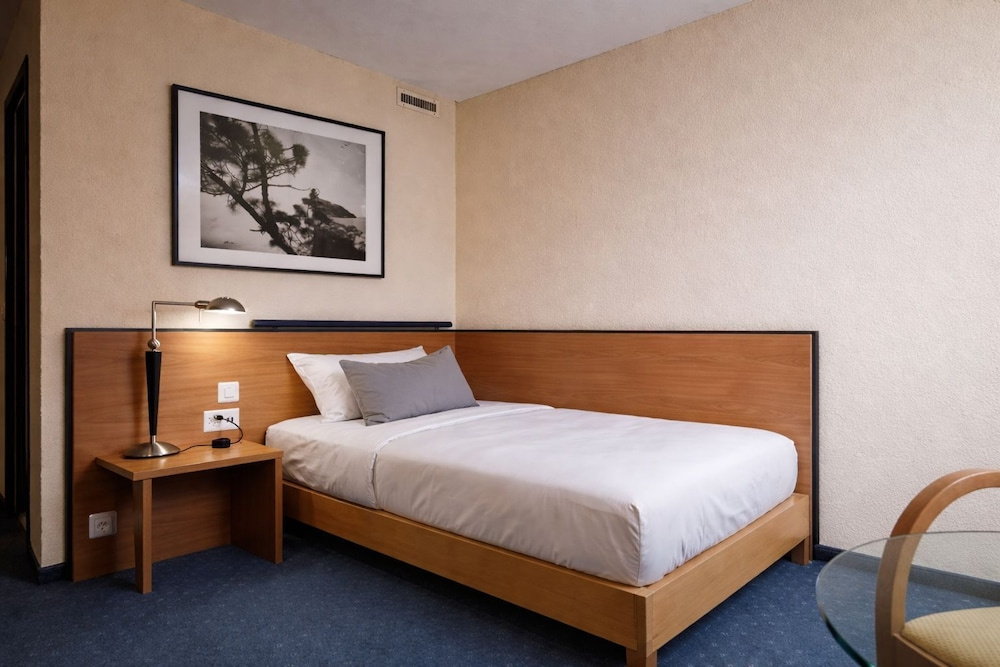 HOTEL ENGEL LIESTAL - Business & Lifestyle - Chambres