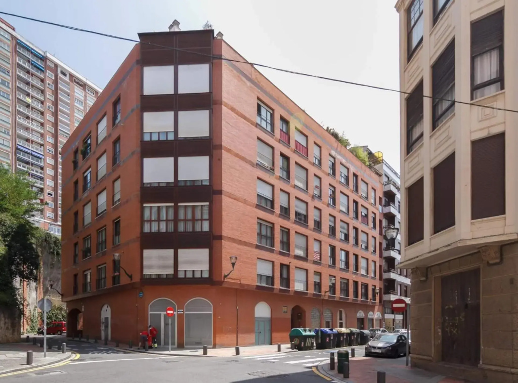 Prestancia apartament by the urban hosts