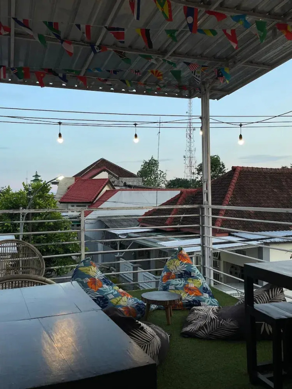 ROOM Ijen Hostel