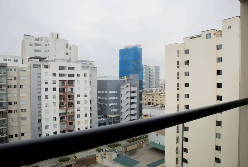 w Cozy 1BR w Balcony Near Kennedy Park