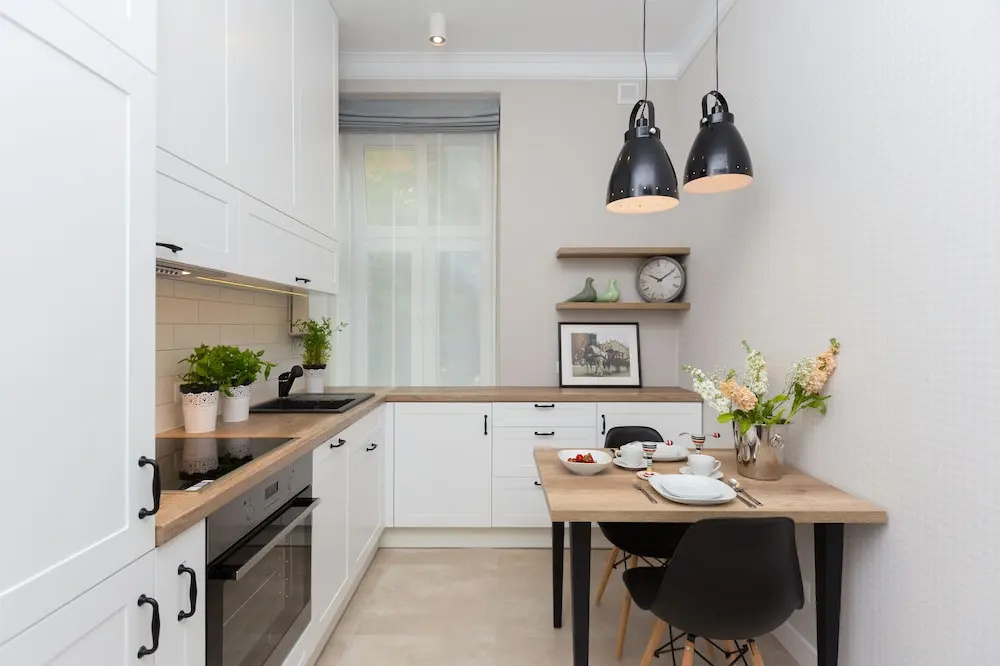Comfy Studio Chodkiewicza by Renters