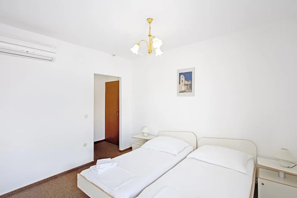 Comfort Triple room with balcony and with sea view
