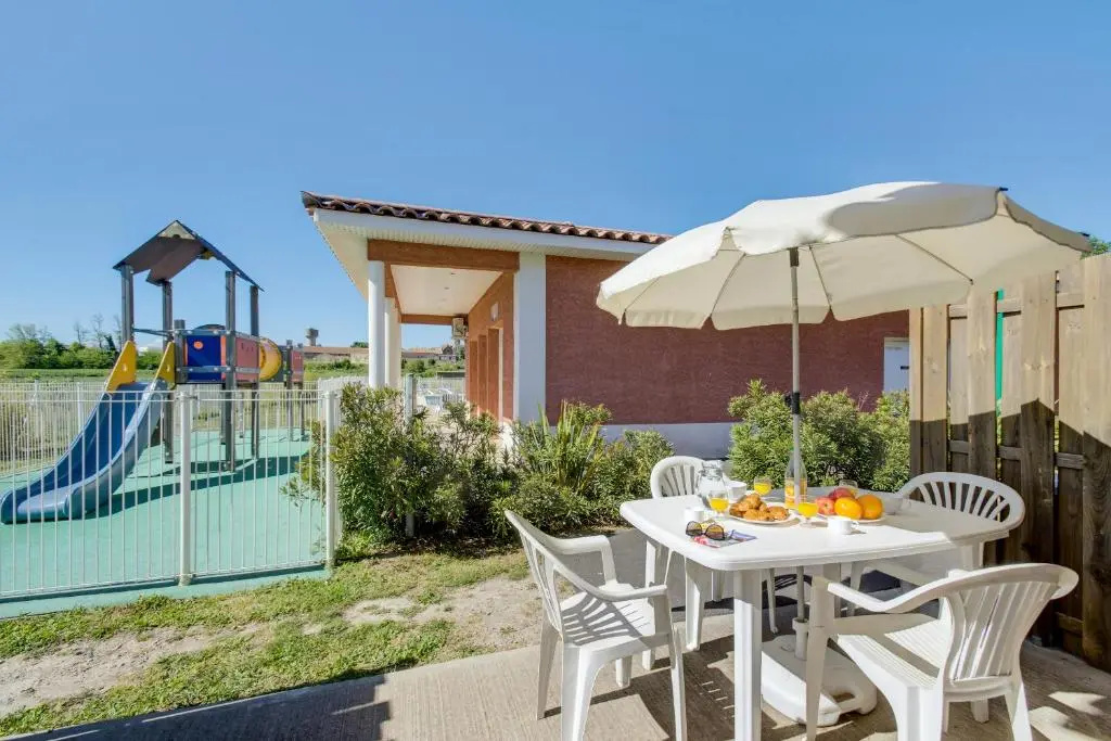 Vacancéole - Le Domaine d'Enserune - Chambres